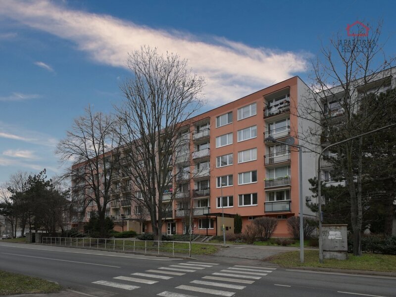 KRALUPY NAD VLTAVOU, BYT 1+1 S LODŽIÍ, 40 m²