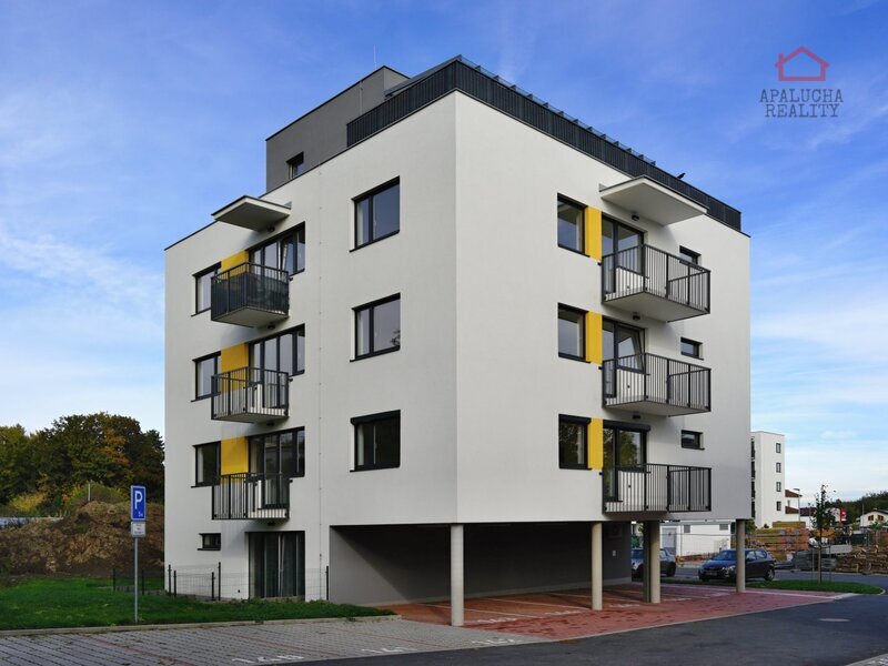 KUTNÁ HORA, BYT 3+KK S BALKÓNEM A PARKOVACÍM STÁNÍM, 65 m²
