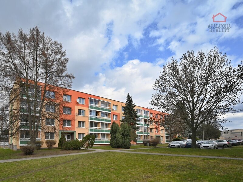 BÍLINA, BYT 2+1, 66 m²