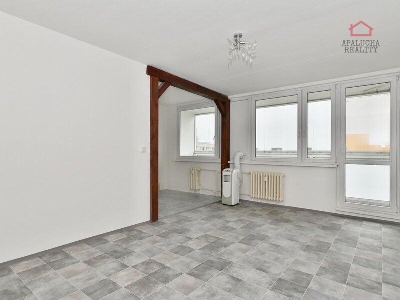 PRAHA 9 - ČERNÝ MOST, BYT 3+1 S LODŽIÍ, 78 m²