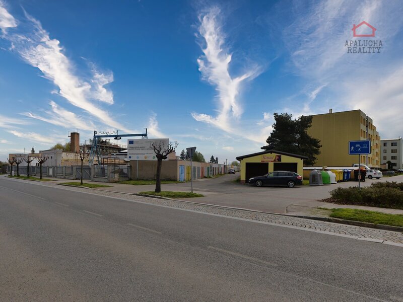 PEČKY, GARÁŽ, 19 m²