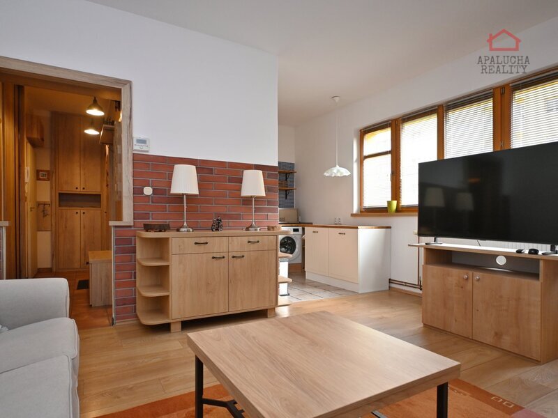 PRAHA 7- HOLEŠOVICE, BYT 2+KK S BALKONEM, 44 m²