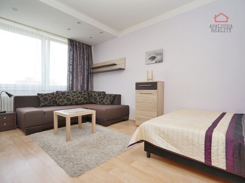 PRAHA 8 - TROJA, BYT 1+1, 29 m²